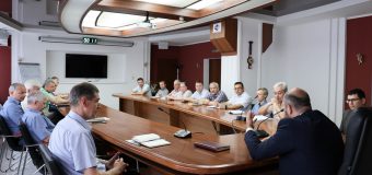 Ministrul Parlicov a discutat cu echipa Moldelectrica: „Rolul Moldelectrica s-a schimbat radical în ultimii ani”