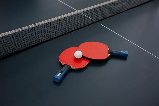 Ce este interesant despre tenisul de masă și de unde să începi?