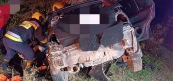 Grav accident la Cimișlia. 2 minori au decedat