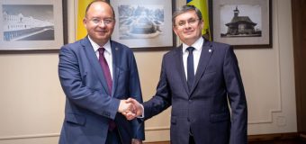 Igor Grosu și Bogdan Aurescu au avut o discuție