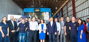 (FOTO) Primul autobuz electric moldovenesc a fost pus pe roate
