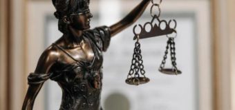 Ex-executor judecătoresc deferit justiției pentru abuz de serviciu