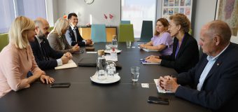Discuții cu Comisia parlamentară pentru mediu despre programul de împădurire, experiența Norvegiei în exploatarea automobilelor electrice și finanțarea Fondului pentru eficiență energetică