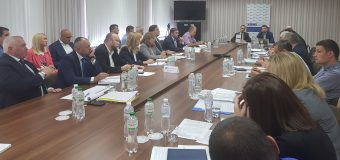 Într-o ședință a grupurilor de lucru pentru economie s-a discutat la Tiraspol mecanismul achitării taxei de mediu