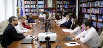 Asigurarea RCA va putea deveni obligatorie pentru taxi