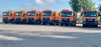 6 autospeciale noi pentru evacuarea deșeurilor din Capitală – au intrat „în lucru”
