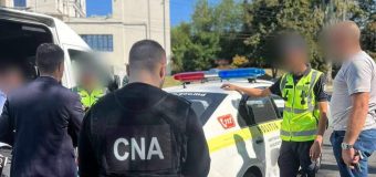 Doi polițiști de patrulare – cercetați de corupere pasivă