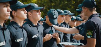 Primii epoleți, purtați cu mândrie de tinerii înmatriculați la studii la CESF