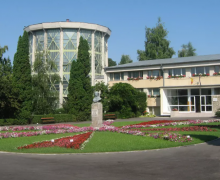 Grădina Botanică din Iași, cea mai mare din România Citeşte întreaga ştire: Grădina Botanică din Iași, cea mai mare din România