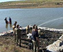 MAI: Specialiștii au detonat componenta cu explozibil a rachetei prăbușite în lacul Hârbovăț, raionul Anenii Noi