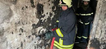 19 persoane au fost evacuate de pompieri în urma unui incendiu produs într-un bloc de locuit din capitală