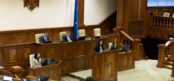 Modificările Codului electoral care pun în acord cadrul normativ cu considerentele Curții Constituționale, aprobate de Parlament în prima lectură