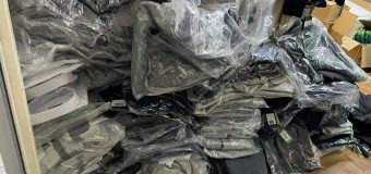 Mărfuri în cantități comerciale, presupuse a fi de brand, depistate la vama Leușeni