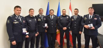 Distincții oferite unor polițiști din Ucraina, urmare a unei operațiuni desfășurate în comun