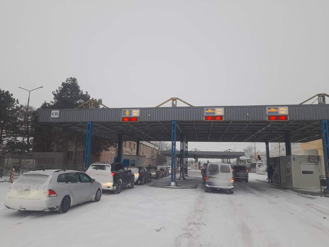 Acces restricționat de trecere a frontierei pentru camioane