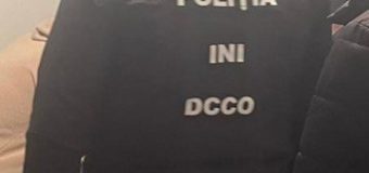 Doi bărbați, suspectați de circulația ilegală a drogurilor, au fost reținuți