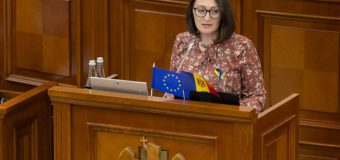 Funcționarii din primării vor primi sporuri lunare