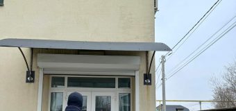 CNA desfășoară percheziții la Chișinău și Comrat într-un dosar de corupție la eliberarea permiselor de conducere