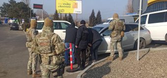 (VIDEO) Percheziții la domiciliu într-un caz de organizare a migrației ilegale