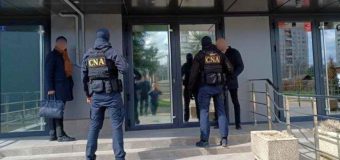 CNA desfășoară percheziții în biroul unui administrator autorizat din capitală într-un dosar de abuz de putere