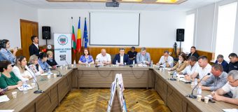 Dorin Recean în discuții cu autoritățile locale din Taraclia