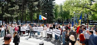 BCS a protestat la Guvern: „Lichidarea instituțiilor de învățământ este o crimă împotriva poporului și a țării”