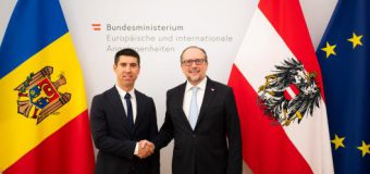 Mihai Popșoi a avut o întrevedere cu ministrul Federal pentru Afaceri Europene și Internaționale a Austriei