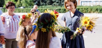 Maia Sandu a fost la Festivalul „Hora Sânzienelor”