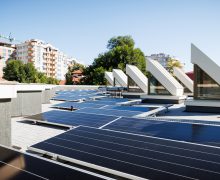 (FOTO) Sistem de panouri fotovoltaice – instalat pe acoperișul Președinției Republicii Moldova