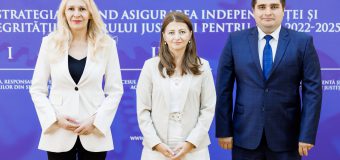 Ministrul Justiției a prezentat echipei pe noua secretară generală și directorul-adjunct al Agenției de Administrare a Instanțelor Judecătorești