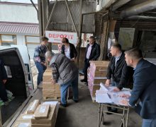 (FOTO) Au fost transmise buletinele de vot pentru secțiie de votare de peste hotare