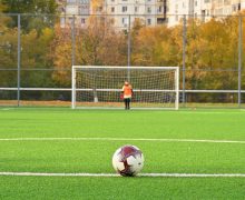 Fotbal în școli. La Liceul „George Meniuc” din capitală a fost inaugurat un stadion școlar