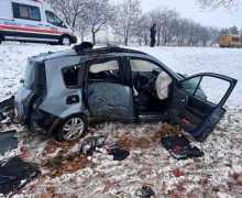 Accident în apropiere de Bilicenii Noi. Mașina derapat de pe traseu