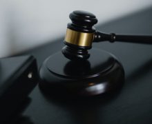 auză penală care vizează acțiunile a 7 învinuiți implicați în deschiderea și activitatea unui parc de distracții din Găgăuzia – remisă în judecată