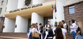 Numărul vizitatorilor Parlamentului este în creștere