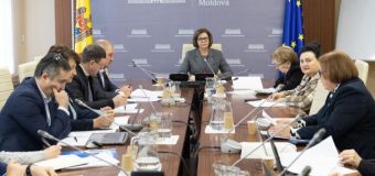 Comisia de control al finanțelor publice a examinat raportul de audit la Ministerul Educației și Cercetării pe anul 2023