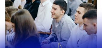 Elevii claselor IX-XII pot participa la EuroQuiz 2025