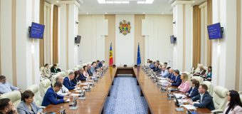 Ședința Comisiei paritare pentru descentralizare. Premierul: Vom continua să punem la dispoziția APL cât mai multe fonduri pentru dezvoltare