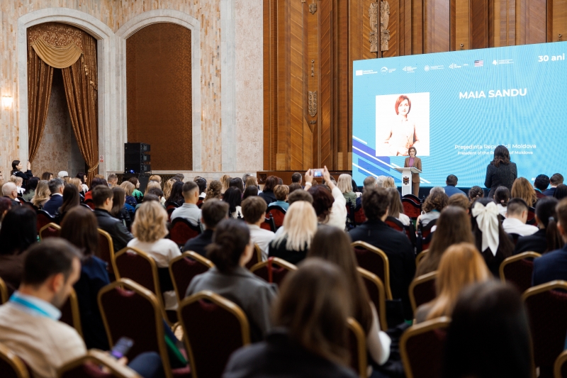 Maia Sandu a participat la ceremonia dedicată celei de-a 30-a aniversări a organizației „Junior Achievement Moldova”