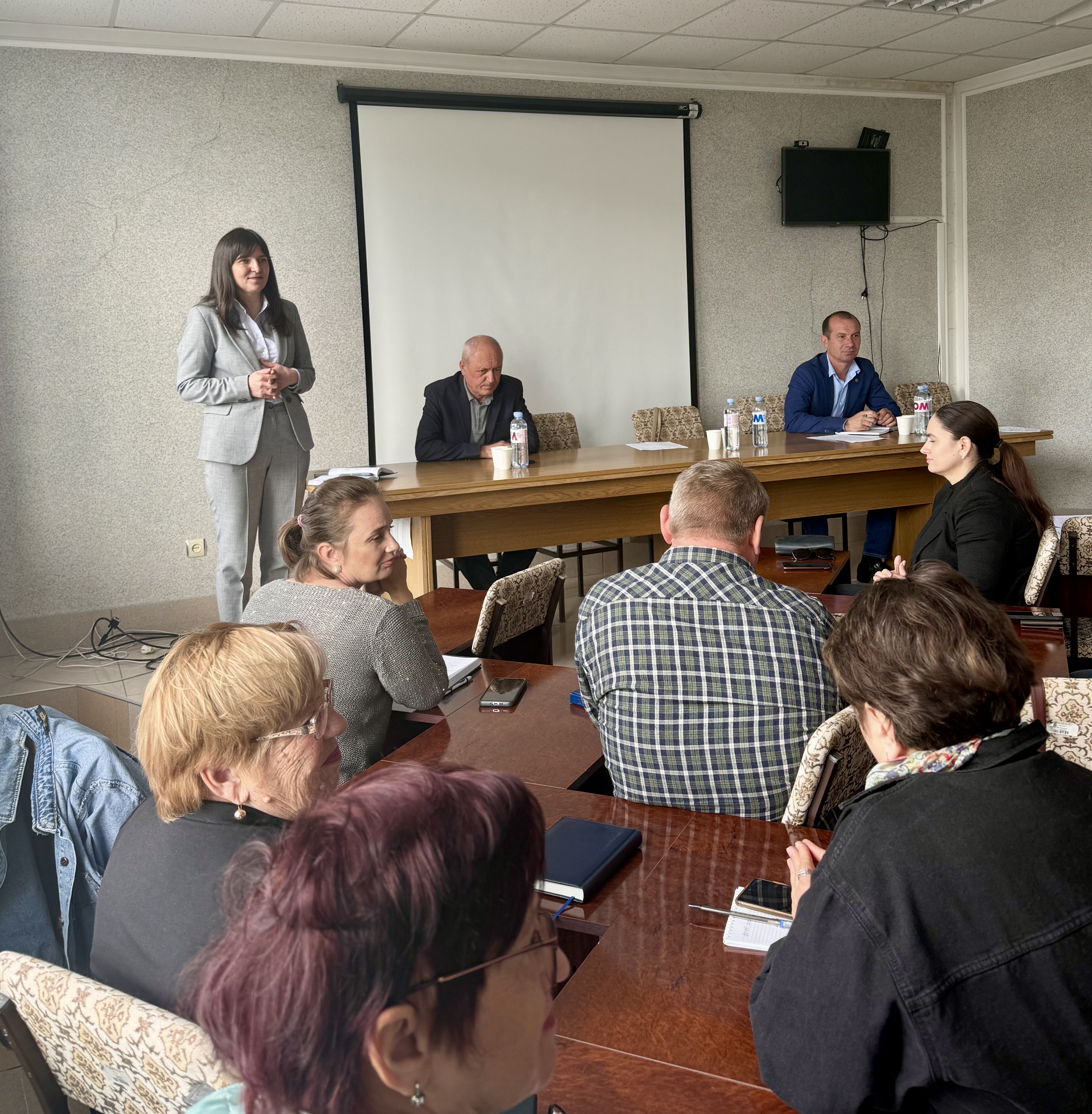 Ministra Finanțelor a discutat cu antreprenorii din Edineț