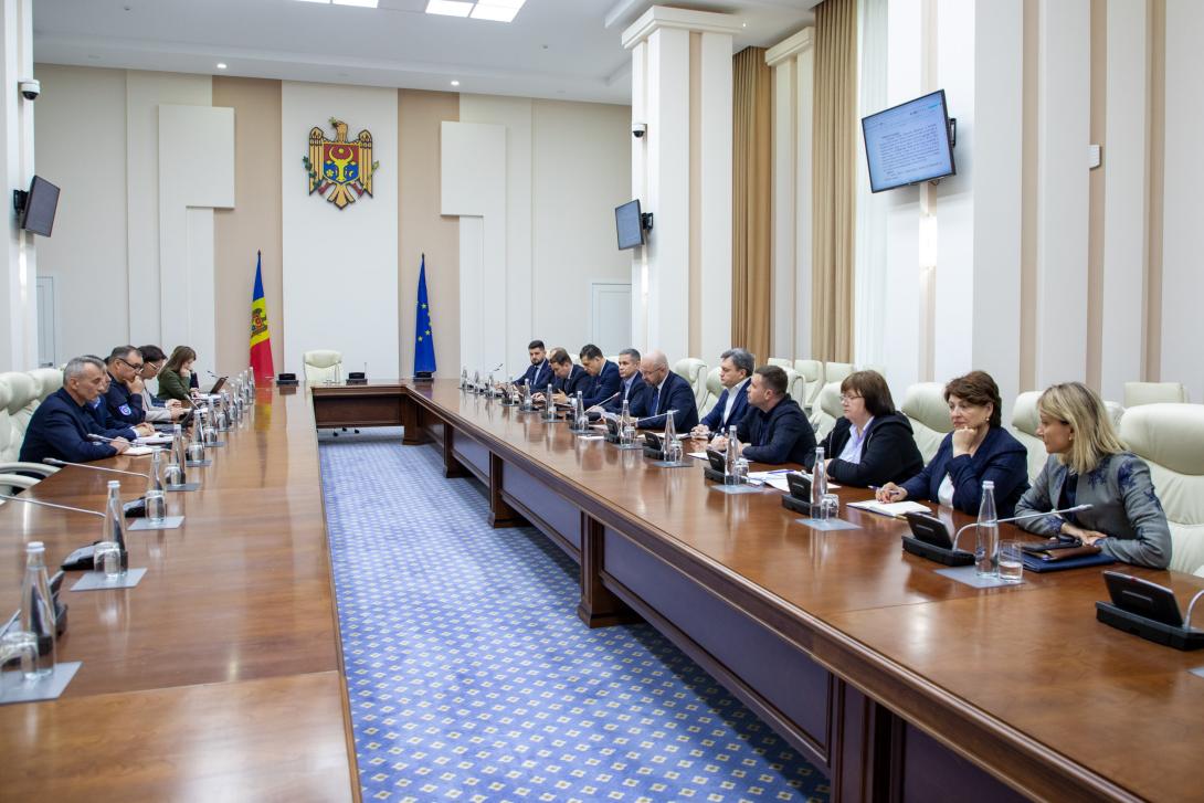 1,27 mln. lei pentru construcția unui acoperiș provizoriu și expertiza tehnică a mansardei blocului de locuit de la Durlești