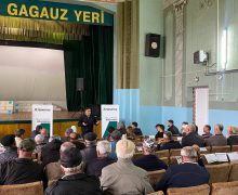 Alexandr Stoianoglo a discutat cu localnicii din satul Baurci