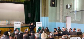 Alexandr Stoianoglo a discutat cu localnicii din satul Baurci