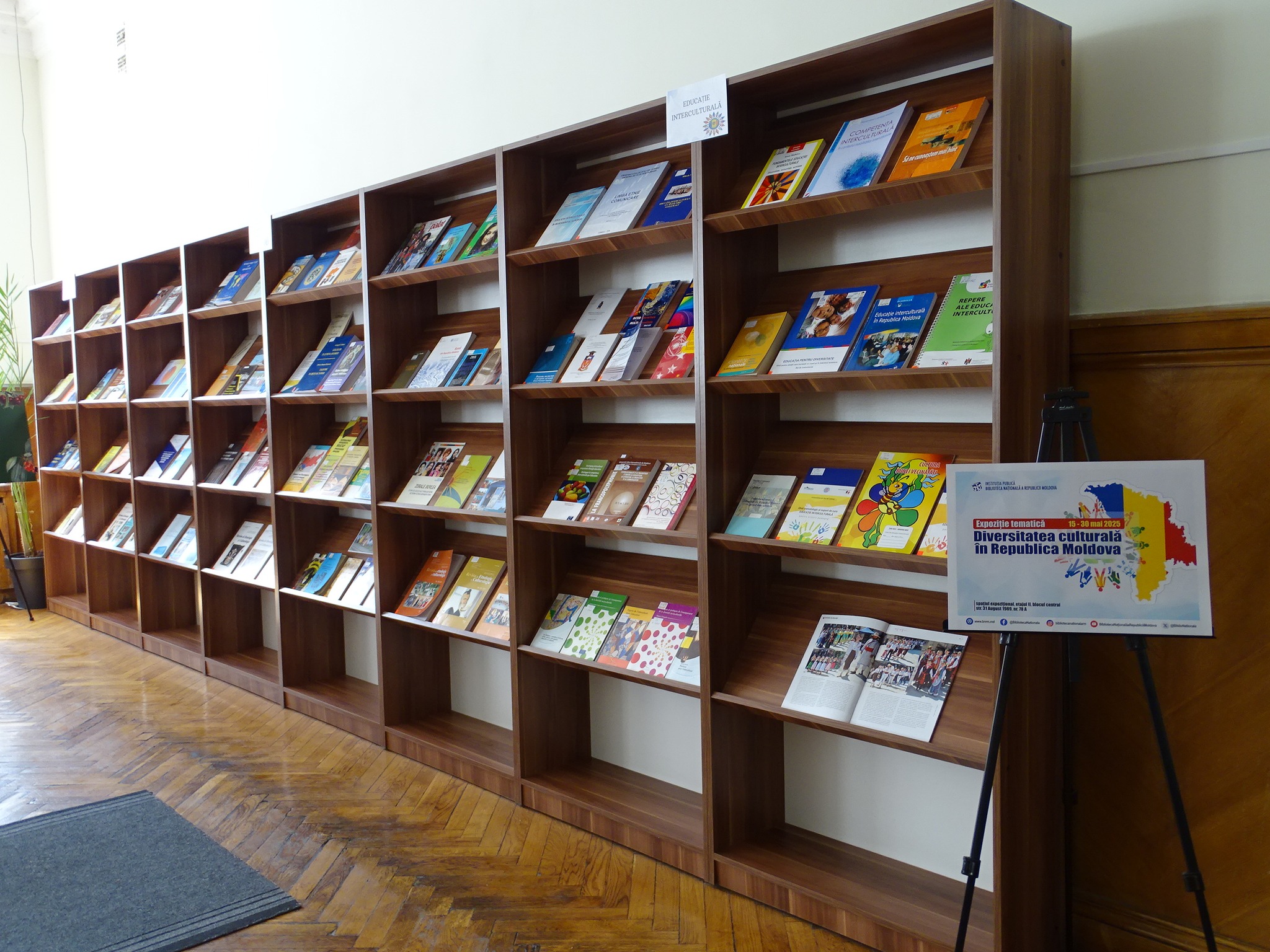 Expoziție tematică la Biblioteca Națională – „Diversitatea culturală în Republica Moldova”