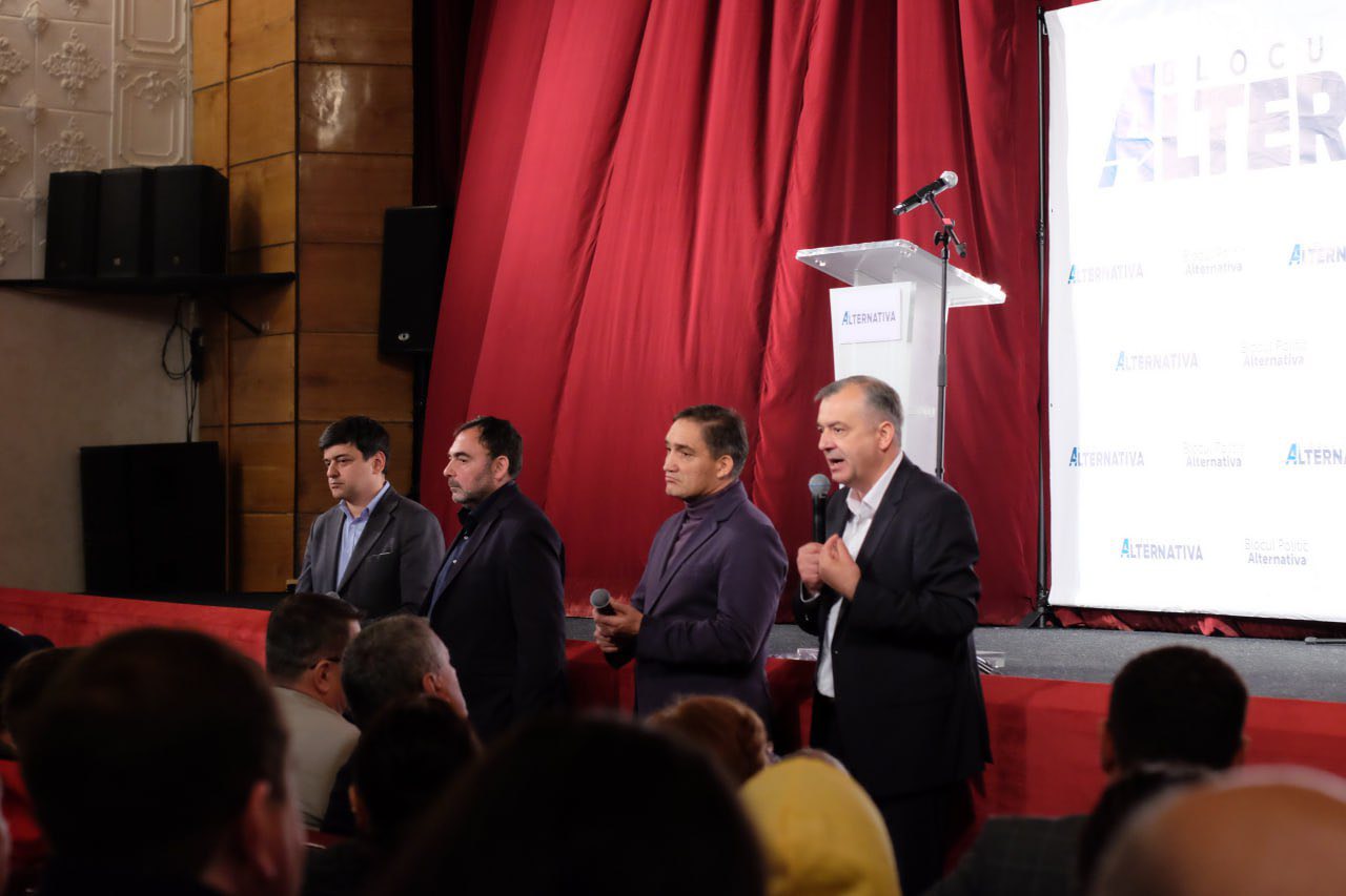 Liderii Blocului Alternativa, la Ceadîr-Lunga: Guvernarea pare mai preocupată de alegerile din România decât de problemele reale ale Republicii Moldova
