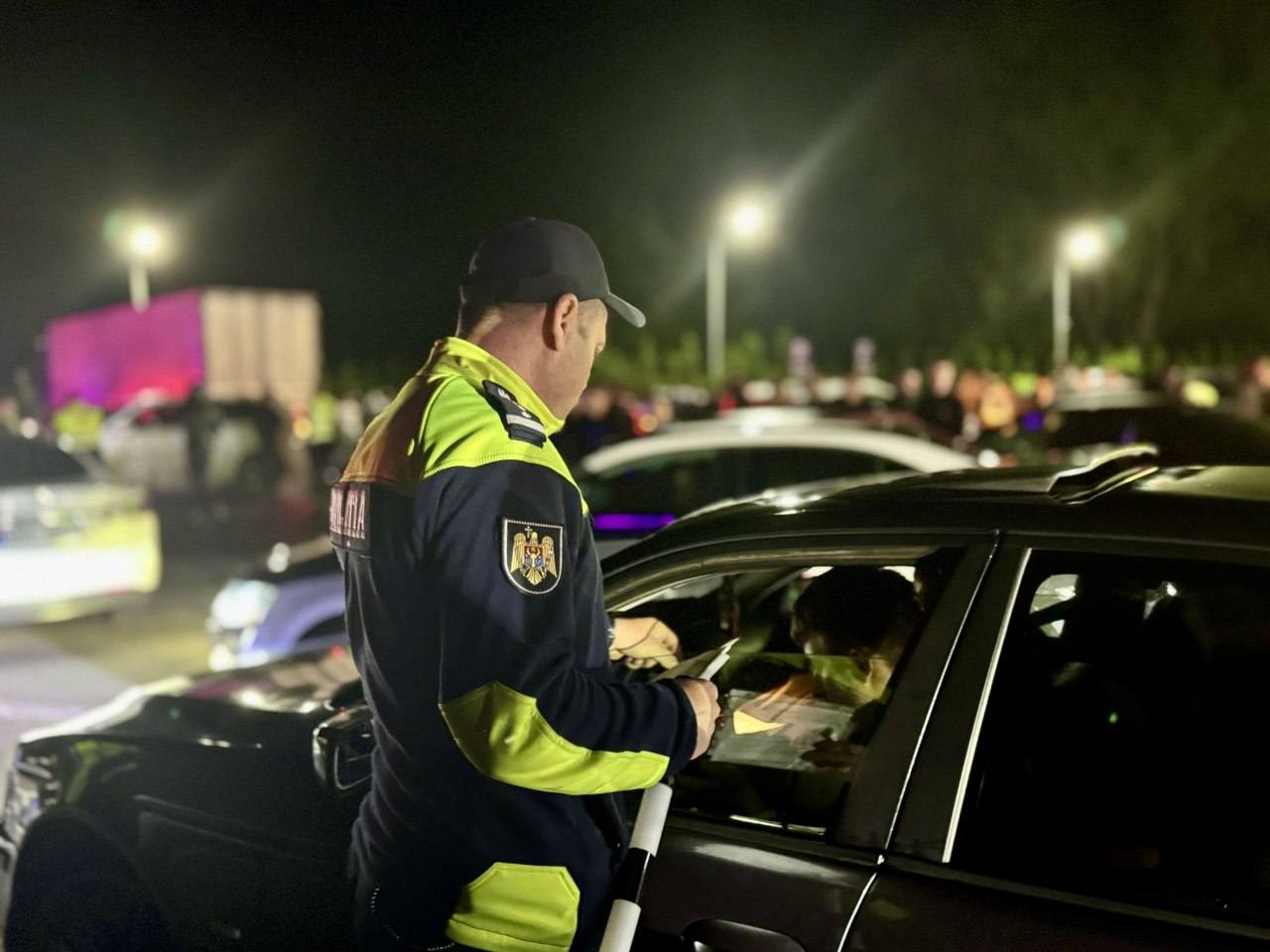 Curse neautorizate pe trasee. Polițiștii au verificat peste 400 de șoferi