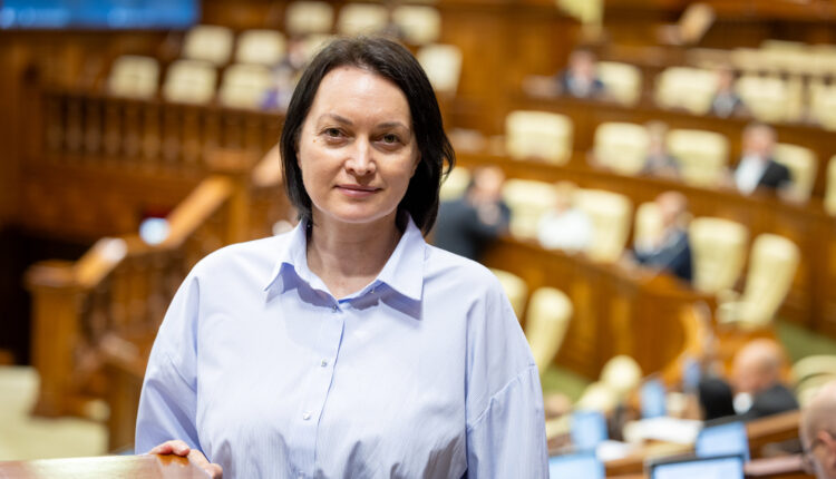 Adoptat: Exercitarea profesiei de psiholog, reglementată în Republica Moldova