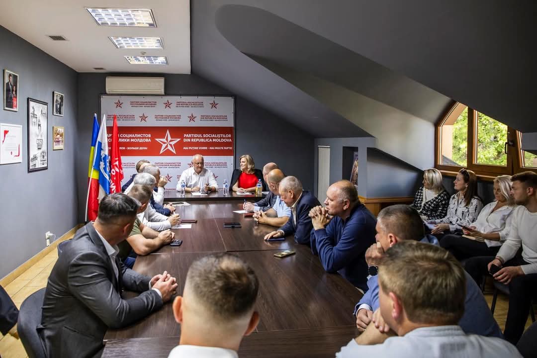 Conducerea PSRM în ședință cu staff-ul de nord al partidului