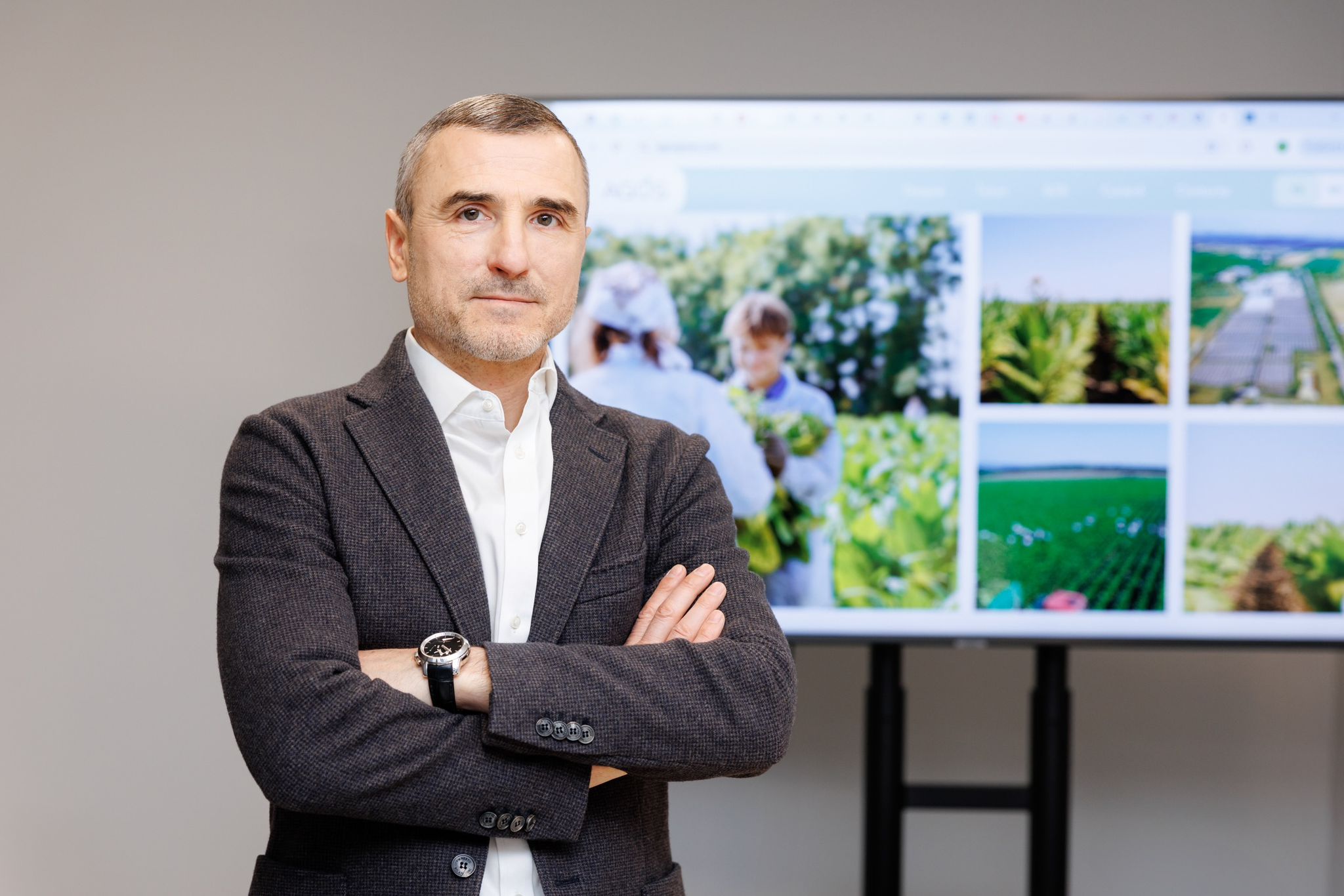 Atitudinea statului faţă de producătorii locali trebuie regândită