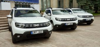 Un lot de șase automobile noi au fost distribuite pentru structurile teritoriale de asistență psihopedagogică